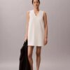 Mini-vestido com decote em V em tecido interlock