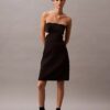 Mini-vestido com decote halter