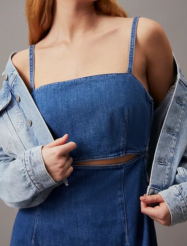 Mini-vestido de Denim com recortes Mini-vestido de Denim com recortes