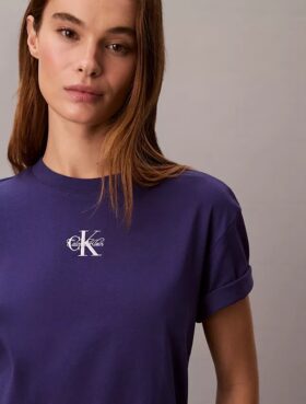 Mini-vestido T-shirt Monologo