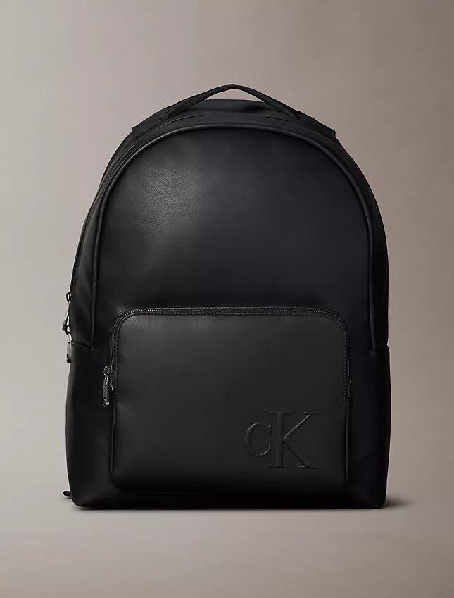 Mochila com Monogram em relevo Mochila com Monogram em relevo