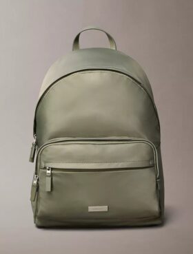 Mochila de nylon mate