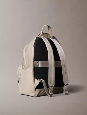 Mochila de nylon mate