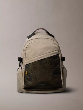 Mochila redonda com frente em malha