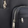 Mochila redonda com logótipo em relevo Mochila redonda com logótipo em relevo