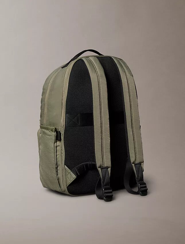 Mochila redonda em nylon Mochila redonda em nylon