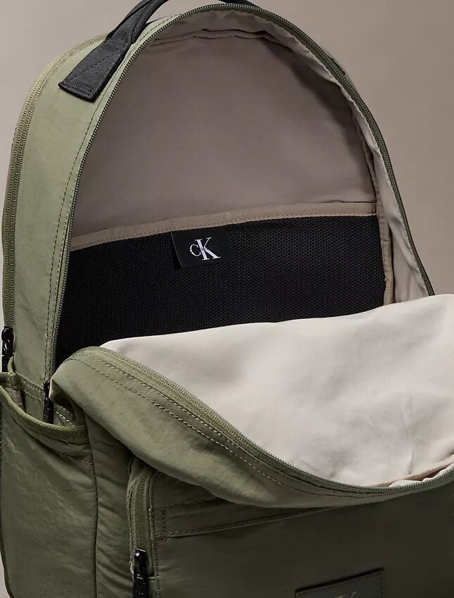 Mochila redonda em nylon Mochila redonda em nylon