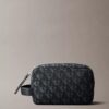 Necessaire com monograma em toda a superfície Necessaire com monograma em toda a superfície