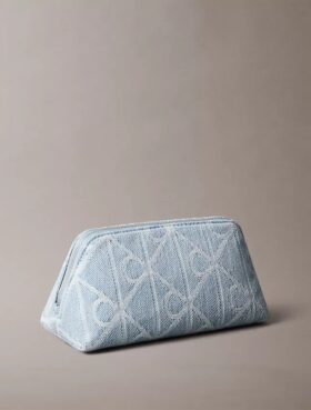 Necessaire Denim com logótipo em todo o tecido Necessaire Denim com logótipo em todo o tecido