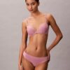 Perfectly Fit Push-Up Plunge Bra em renda com ajuste perfeito