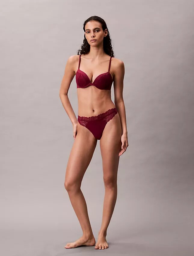 Perfectly Fit Push-Up Plunge Bra em renda com ajuste perfeito Perfectly Fit Push-Up Plunge Bra em renda com ajuste perfeito