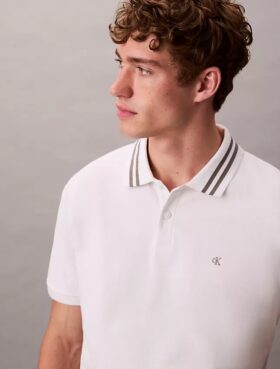 Polo clássico com bico em piqué e Monogram