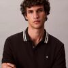 Polo clássico com bico em piqué e Monogram Polo clássico com bico em piqué e Monogram