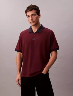 Polo clássico com logótipo Monogram desportivo