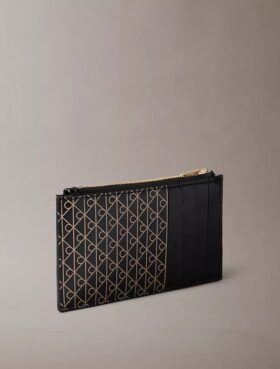 Porta-cartões com fecho superior e logótipo estampado em toda a superfície Porta-cartões com fecho superior e logótipo estampado em toda a superfície