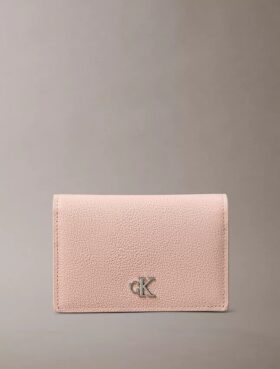 Porta-cartões minimalista com aba Monogram