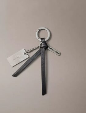 Porta-chaves com logótipo em script