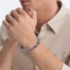 Pulseira com contas de forma retangular orgânica