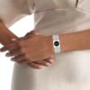 Relógio com mostrador geométrico e bracelete em malha Relógio com mostrador geométrico e bracelete em malha