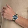 Relógio multifunções com bracelete em pele Relógio multifunções com bracelete em pele