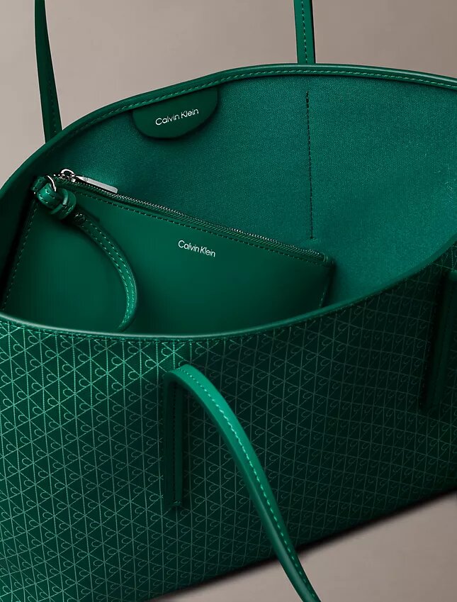 Saco de compras pequeno com logótipo em todo o tecido e bolsa Saco de compras pequeno com logótipo em todo o tecido e bolsa