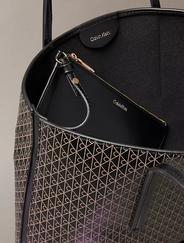Saco de compras pequeno com logótipo em todo o tecido e bolsa Saco de compras pequeno com logótipo em todo o tecido e bolsa