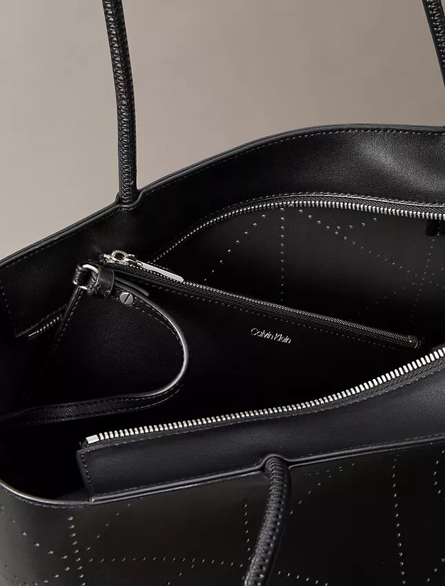 Saco Tote com logótipo perfurado Saco Tote com logótipo perfurado