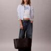 Saco Tote com logótipo perfurado Saco Tote com logótipo perfurado