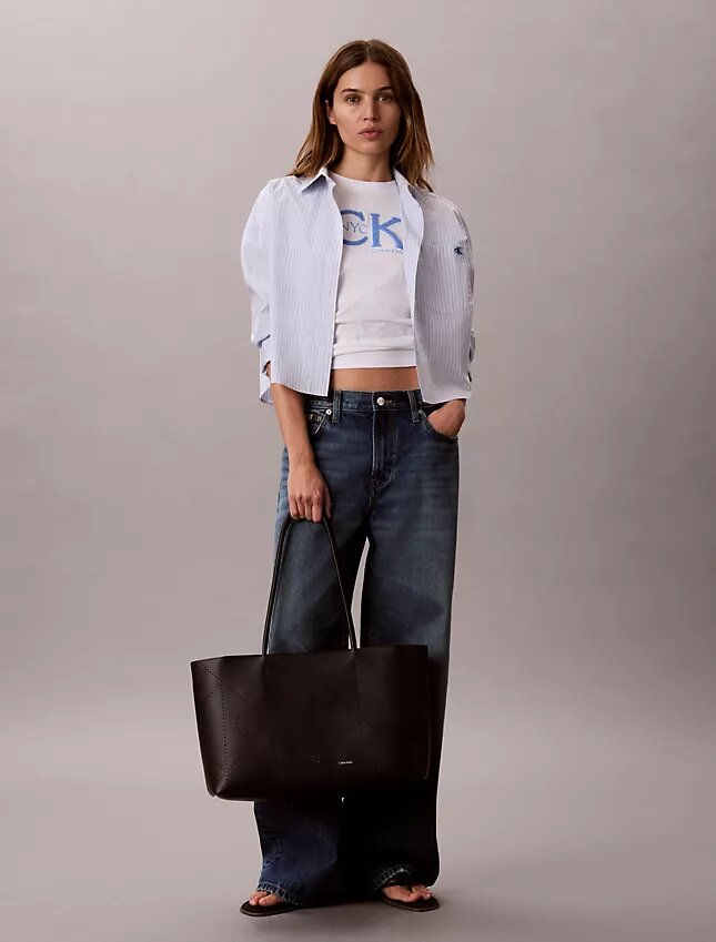 Saco Tote com logótipo perfurado Saco Tote com logótipo perfurado