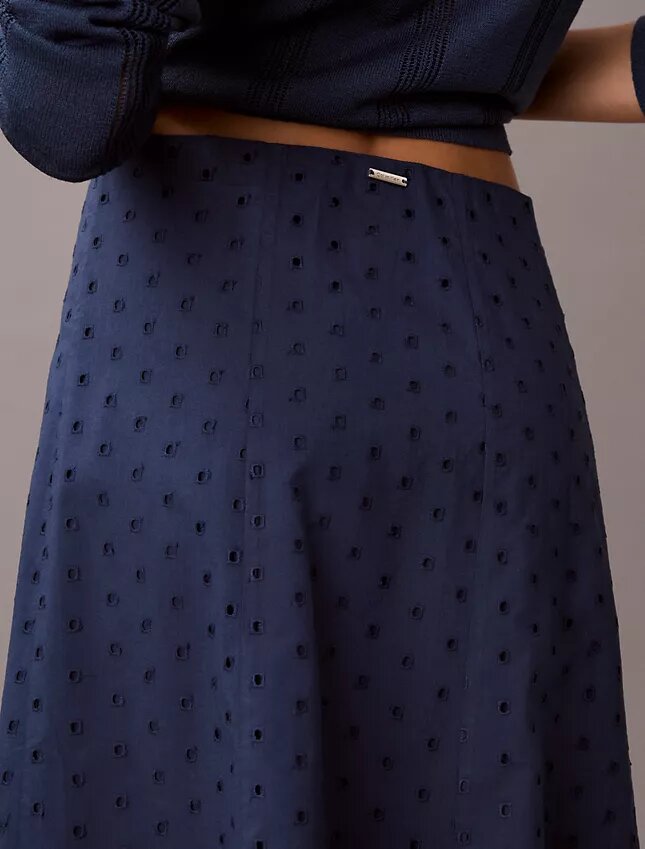 Saia Midi com Bordados Saia Midi com Bordados
