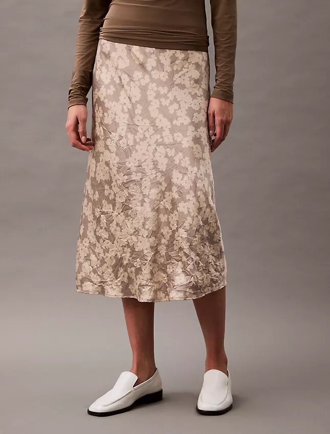 Saia Midi com Estampado em Cetim Amassado Saia Midi com Estampado em Cetim Amassado