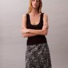 Saia midi em cetim estampado Saia midi em cetim estampado