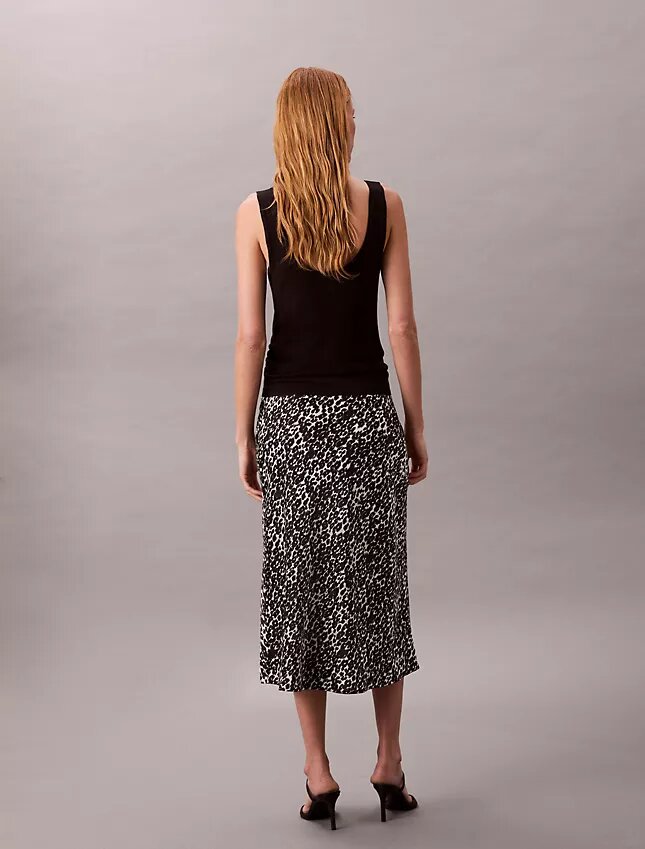 Saia midi em cetim estampado Saia midi em cetim estampado