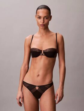 Soutien balconette Unlined em renda geométrica preta CK Black Soutien balconette Unlined em renda geométrica preta CK Black