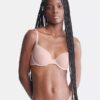 Sutiã demi em Sheer Marquisette transparente com forro leve Sutiã demi em Sheer Marquisette transparente com forro leve