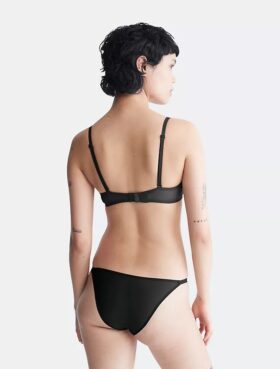 Sutiã demi em Sheer Marquisette transparente com forro leve Sutiã demi em Sheer Marquisette transparente com forro leve