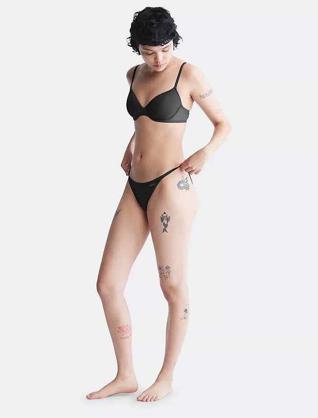 Sutiã demi em Sheer Marquisette transparente com forro leve Sutiã demi em Sheer Marquisette transparente com forro leve