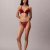 Sutiã Plunge CK Black Floral Lace com forro leve Sutiã Plunge CK Black Floral Lace com forro leve