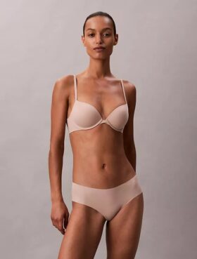 Sutiã Push-Up Plunge Perfectly Fit com Ajuste Perfeito Sutiã Push-Up Plunge Perfectly Fit com Ajuste Perfeito