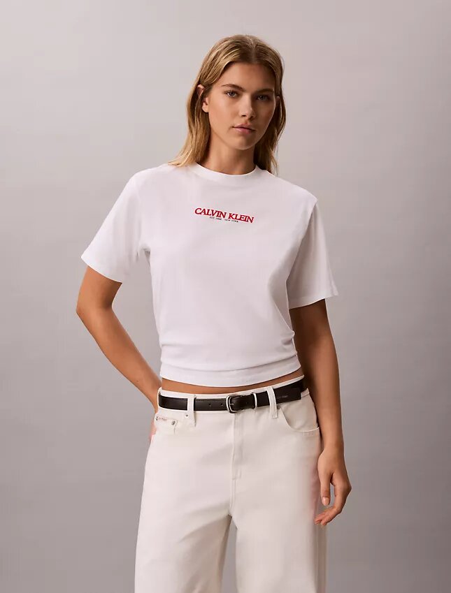 T-shirt Boxy com logótipo Calvin Klein T-shirt Boxy com logótipo Calvin Klein