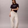 T-shirt Boxy com logótipo em arco