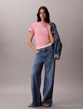 T-shirt Boxy com logótipo em arco