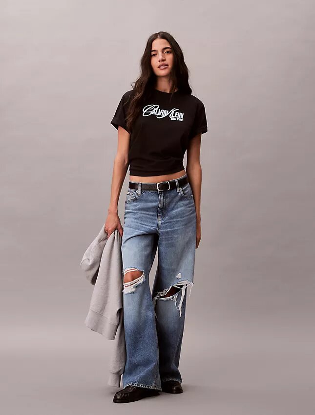 T-shirt Boxy com logótipo em relevo T-shirt Boxy com logótipo em relevo