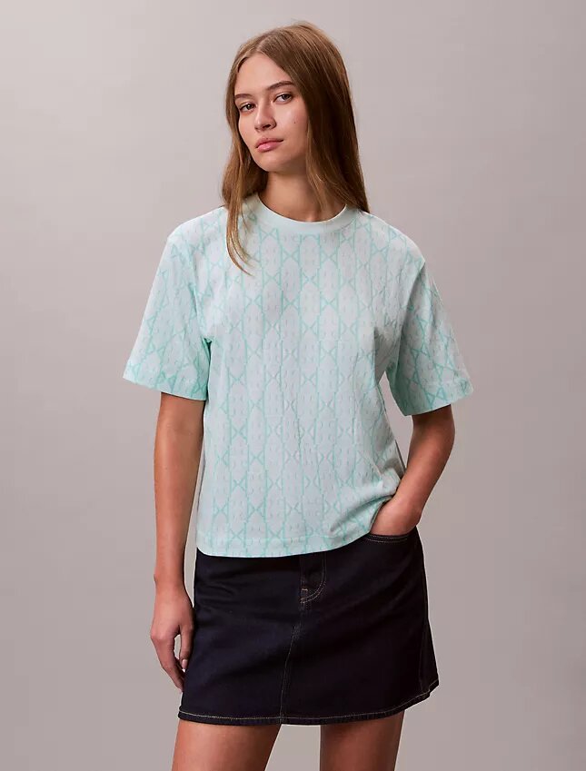 T-shirt Boxy com Monogram em toda a superfície T-shirt Boxy com Monogram em toda a superfície