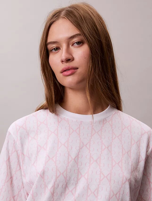 T-shirt Boxy com Monogram em toda a superfície T-shirt Boxy com Monogram em toda a superfície