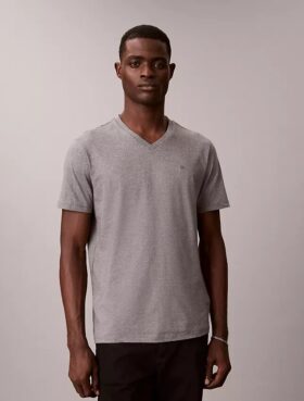 T-shirt clássica com decote em V Liquid Touch