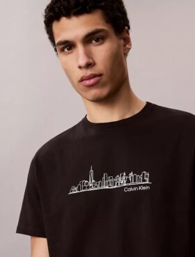 T-shirt clássica com grafismo City Skyline