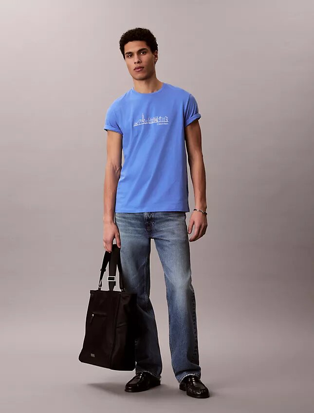 T-shirt clássica com grafismo City Skyline T-shirt clássica com grafismo City Skyline
