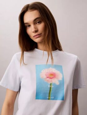 T-shirt clássica com grafismo Daisy