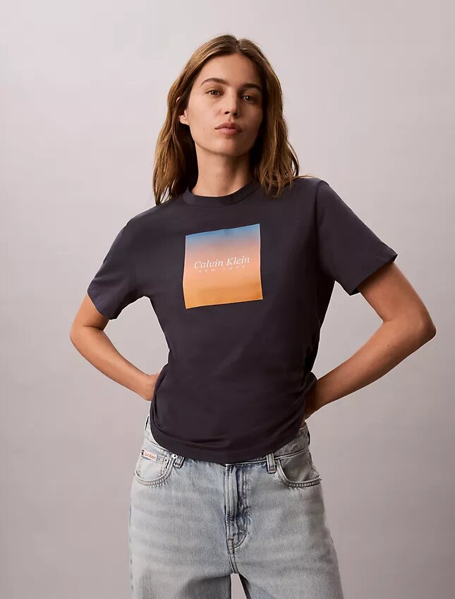 T-shirt clássica com grafismo Sunset T-shirt clássica com grafismo Sunset